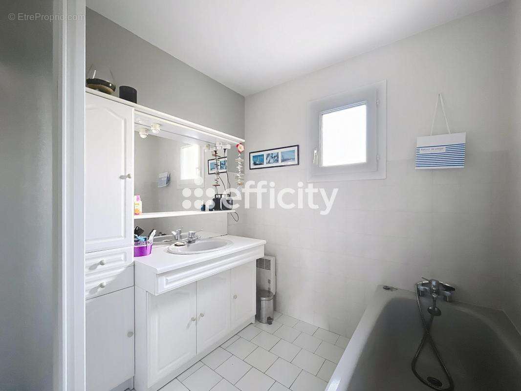 Maison à SAINT-AVERTIN