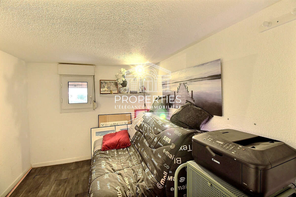 Appartement à LA LONDE-LES-MAURES