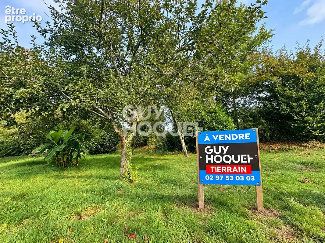 Photo Terrain à Elven au prix de 55 000€