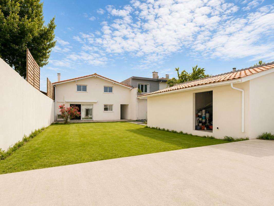 Vente Maison 230m2 BEGLES (33130) - photo 5
