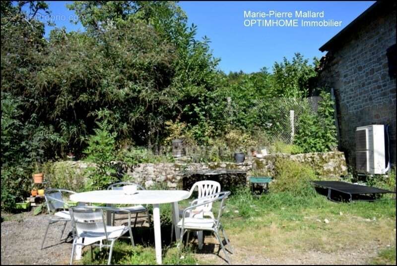 Maison à ROYERE-DE-VASSIVIERE