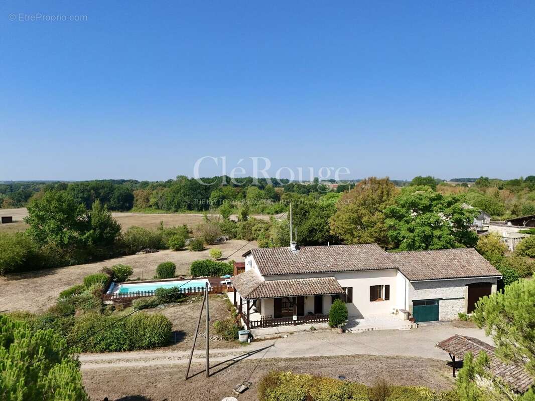 Proche d’Eymet – Maison de plain-pied avec dépendances et piscine - photo 25