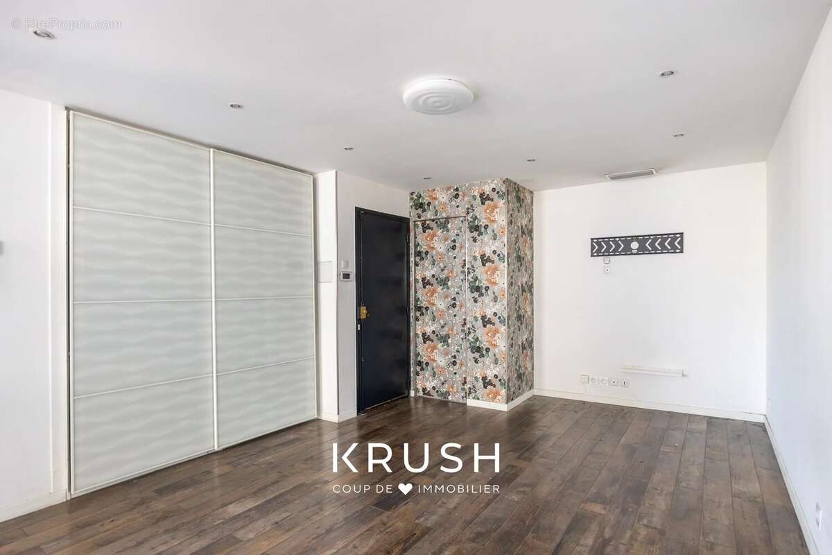 Appartement à MARSEILLE-6E