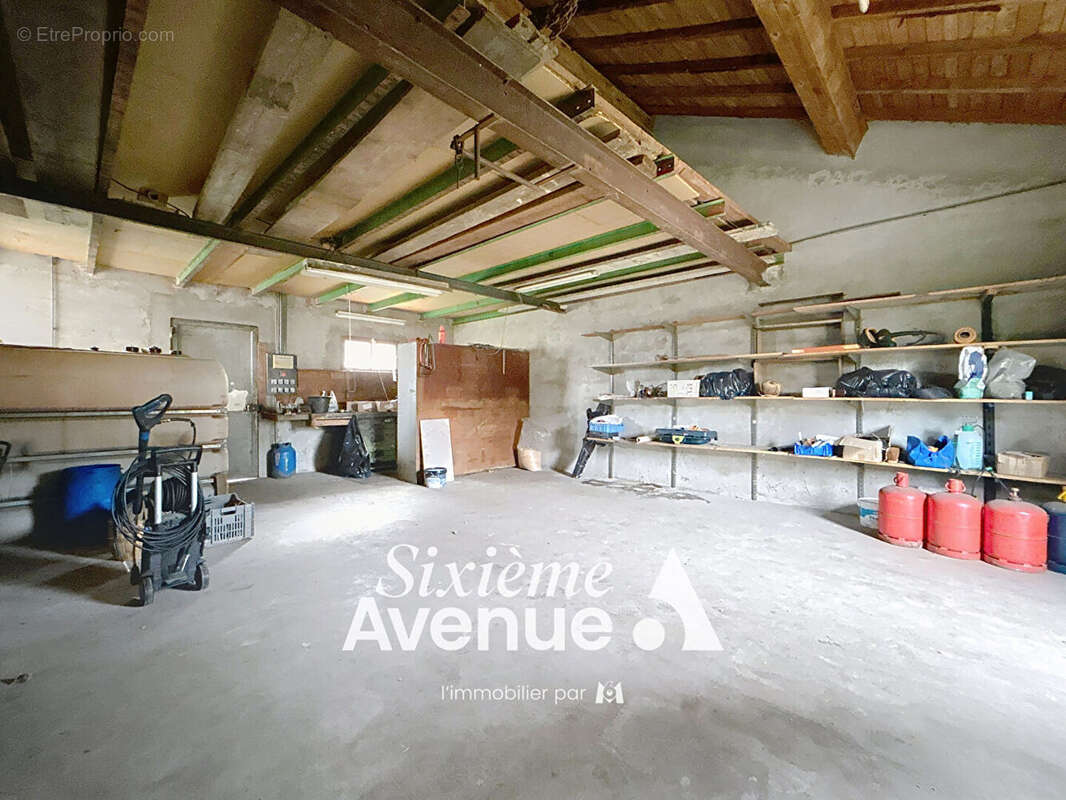 Maison à VAULX-EN-VELIN