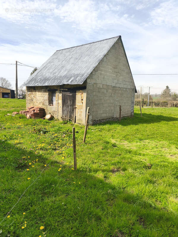 Maison à SAINTE-CECILE