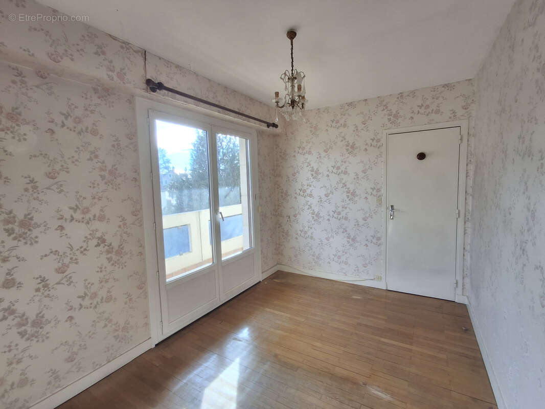 Appartement à LA CHARITE-SUR-LOIRE