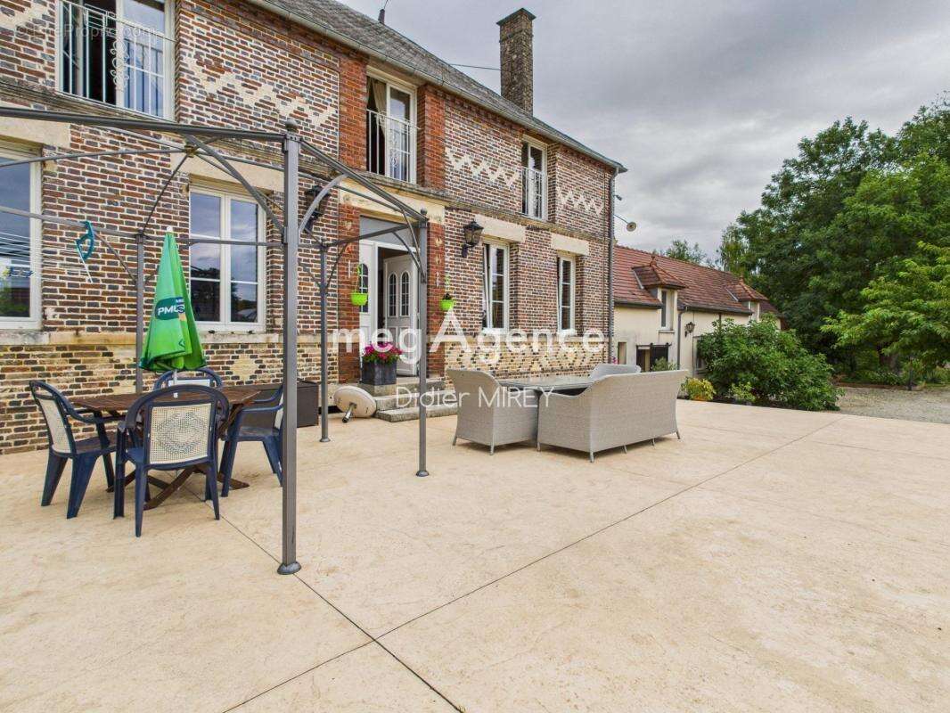 Maison à BERCENAY-EN-OTHE