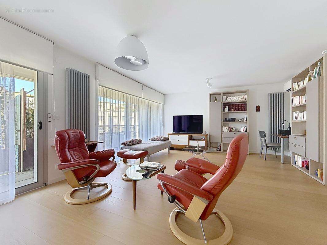 La genette – dernier étage – terrasse 38 m² plein sud - photo 2