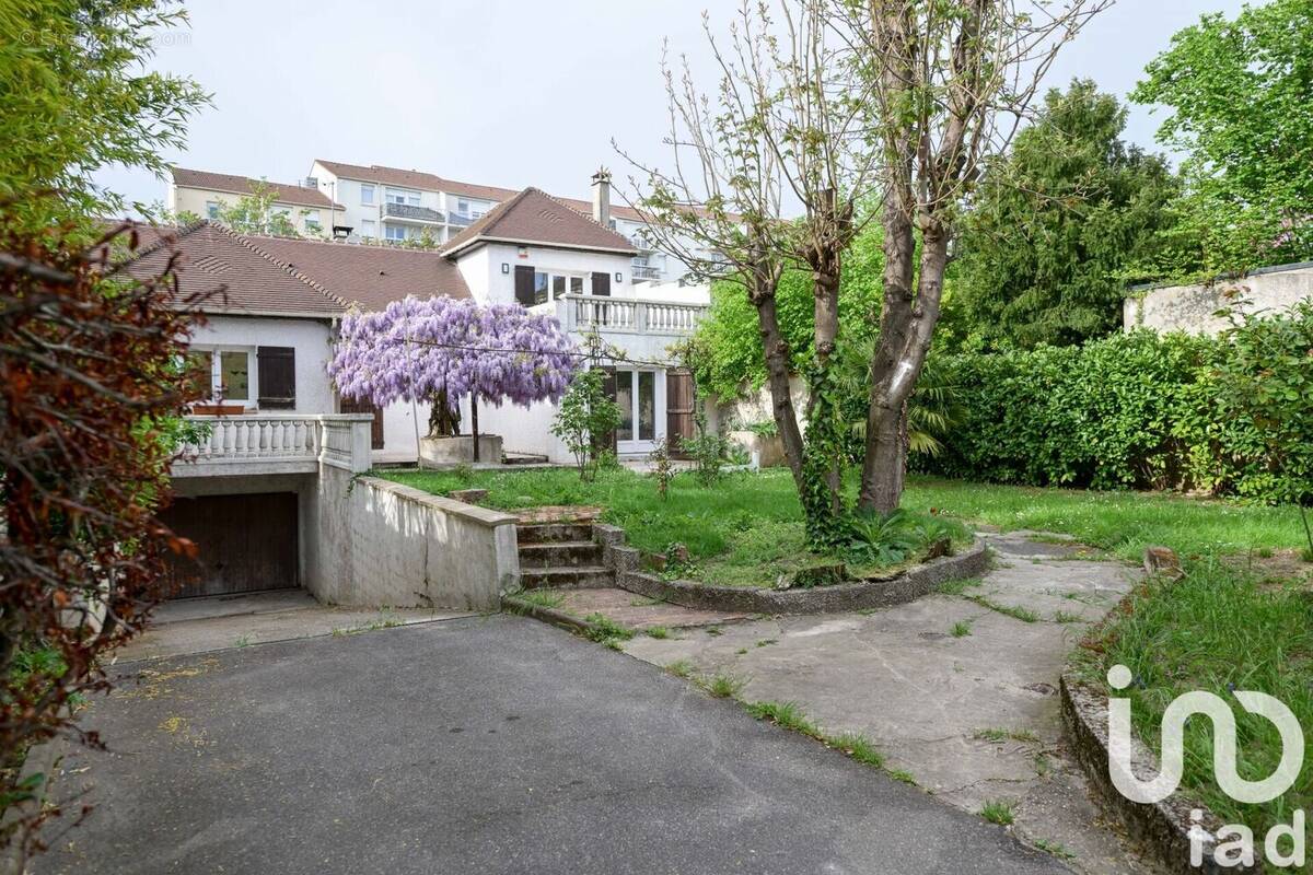 Photo 1 - Maison à CHAMPIGNY-SUR-MARNE