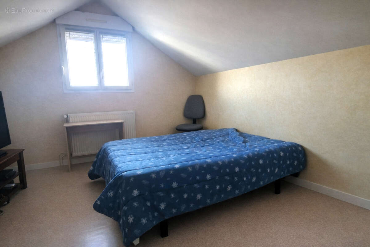Maison à CHEMAUDIN