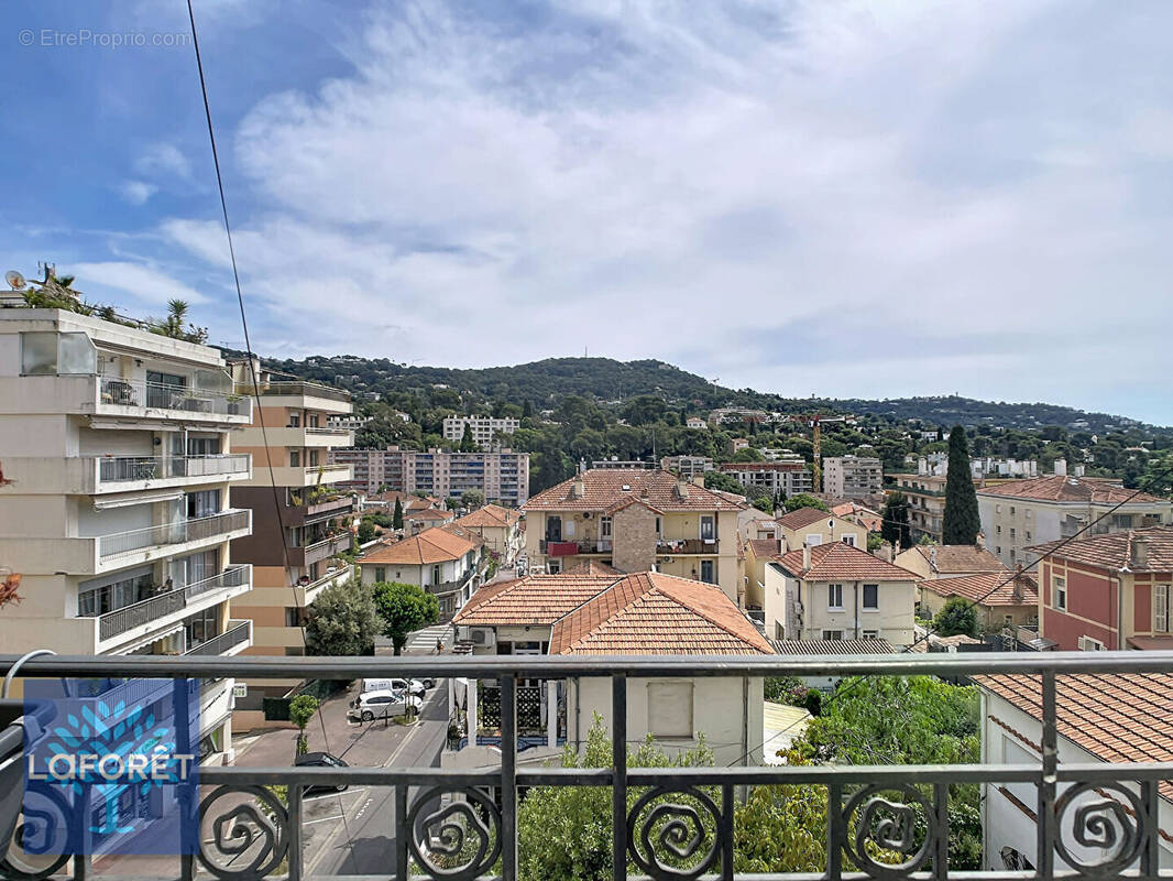 Appartement à LE CANNET