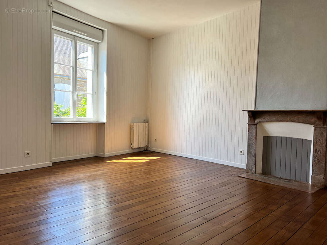 Maison à ERNEE