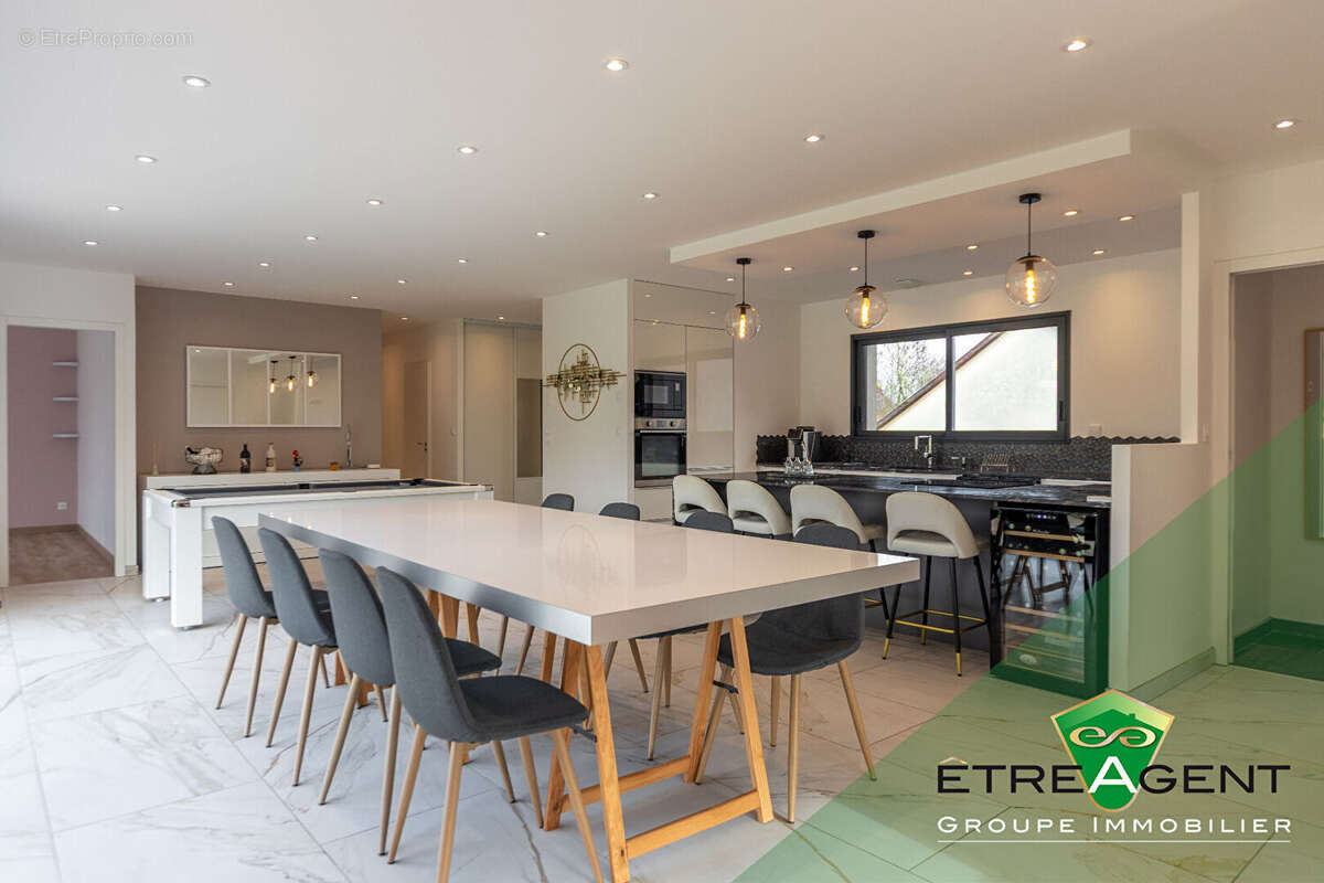 Maison de PLAIN-PIED - LA NEUVE LYRE - 190 m² - 5 chambres - photo 3