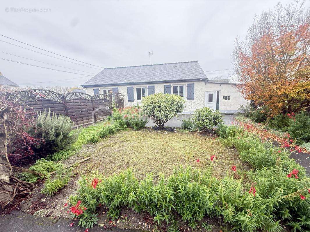 Maison à LE VIVIER-SUR-MER