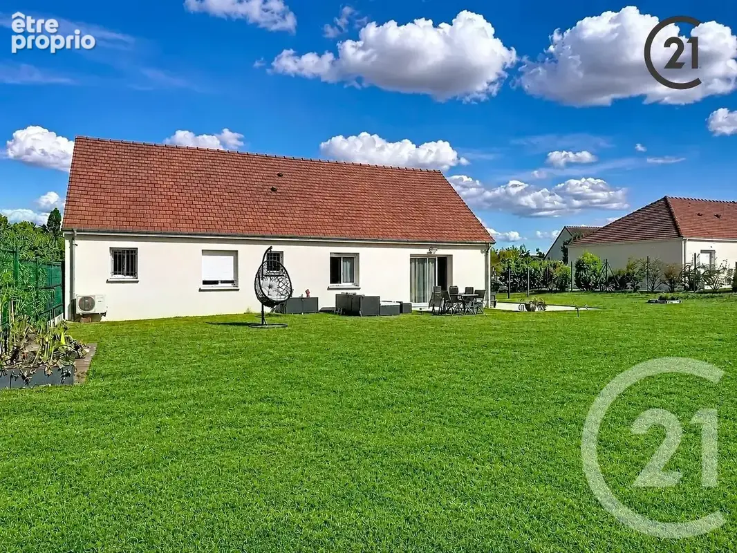 Maison 108 m² à Villefargeau  - photo 18