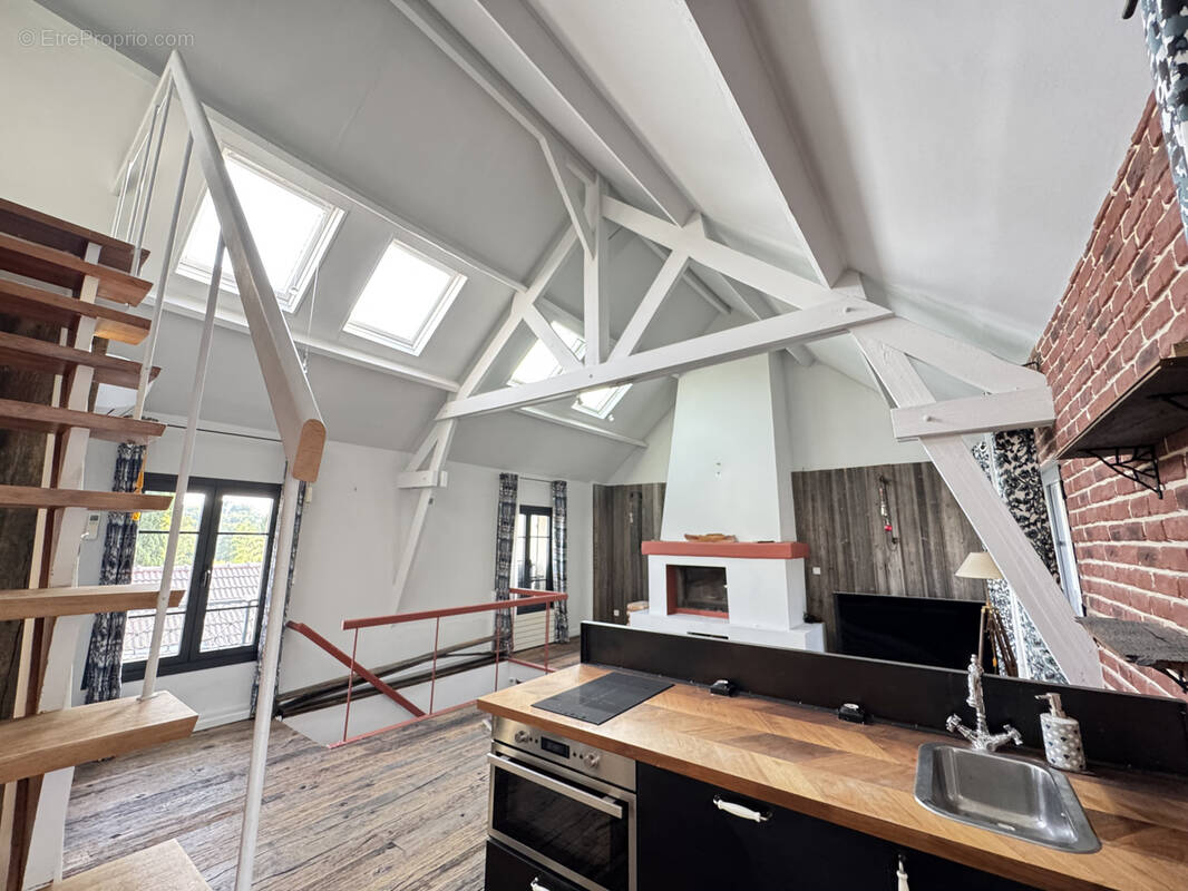 Appartement à VILLE-D&#039;AVRAY