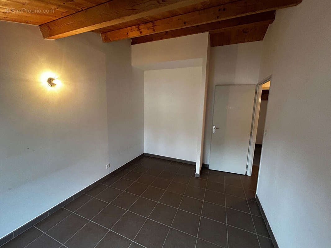 Maison à CROIX-CHAPEAU