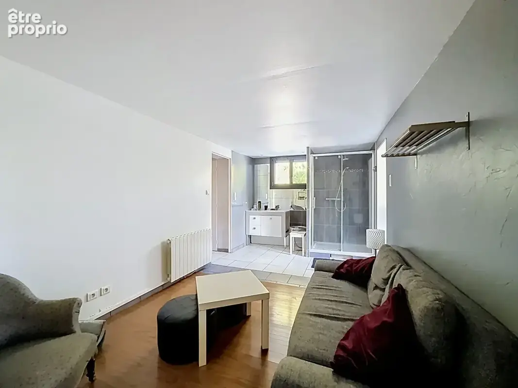 Charmante villa dans un écrin de verdure au calme , 3 chambre et un T2 indépendant, sous sol, piscine. - photo 24