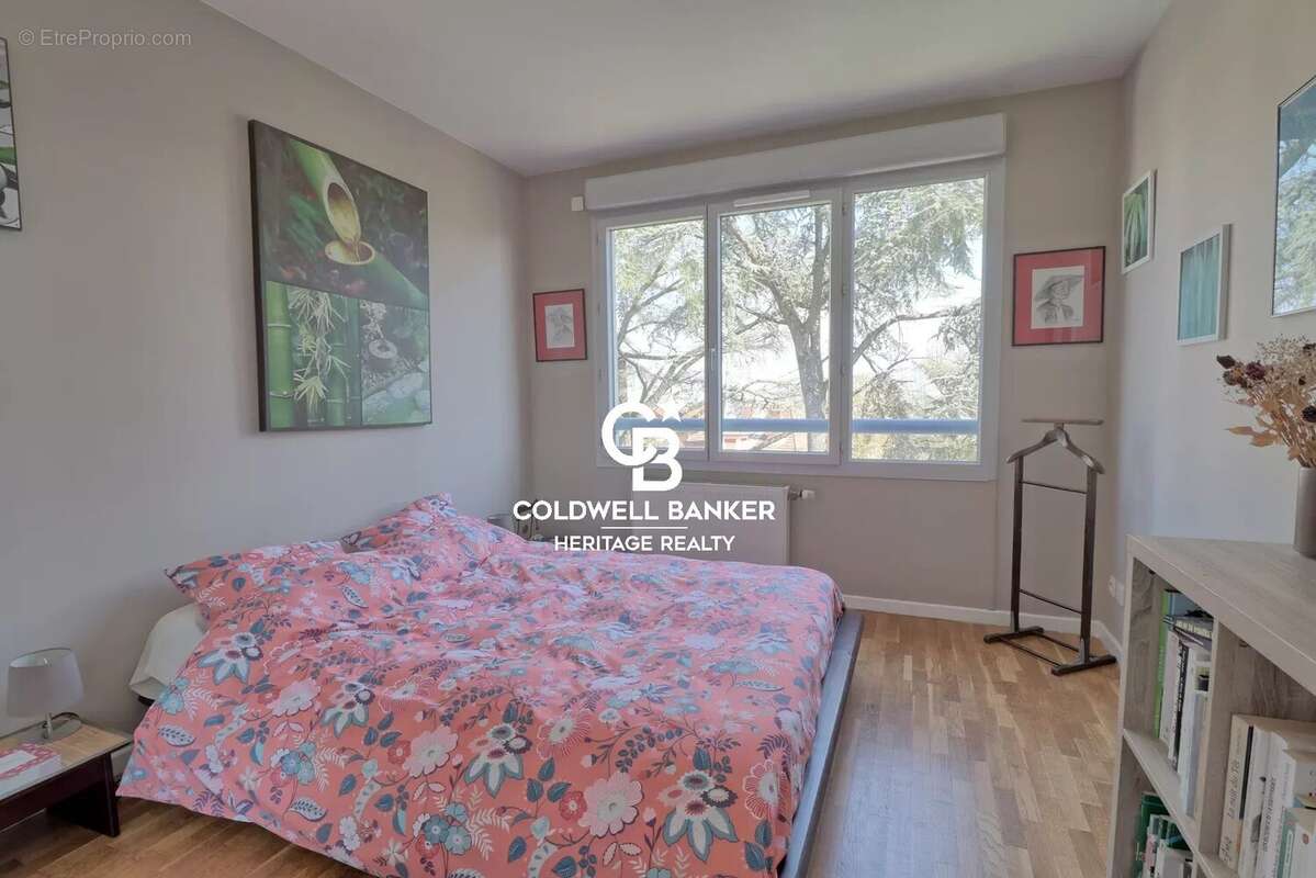 Appartement à SAINTE-FOY-LES-LYON