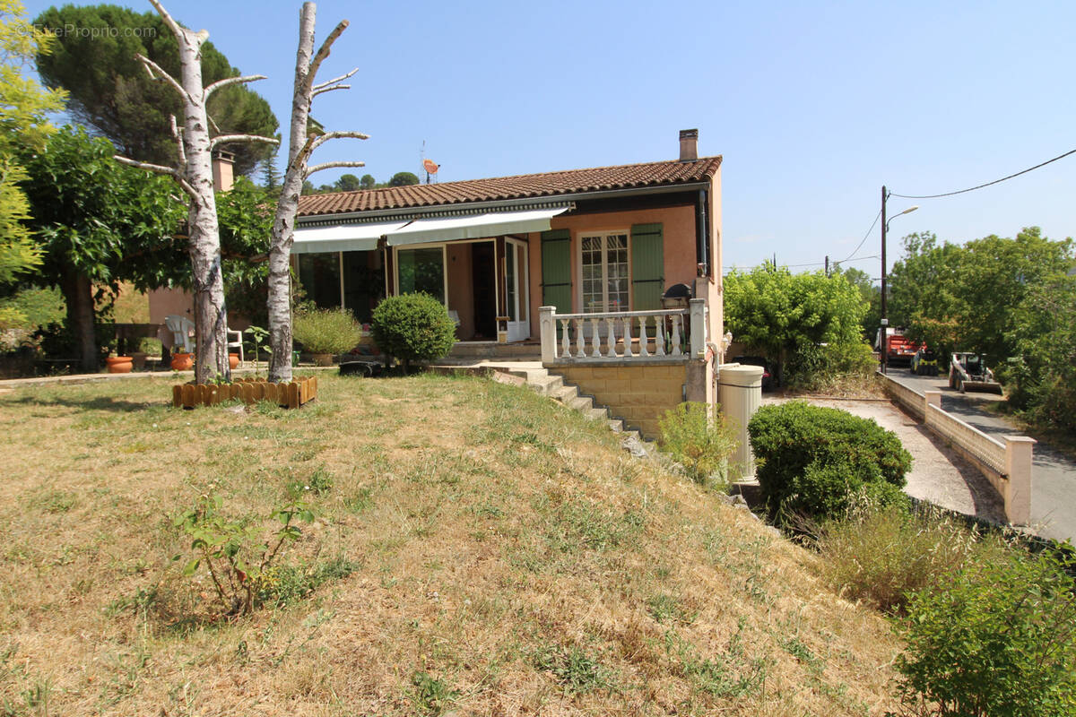 Maison à COUIZA