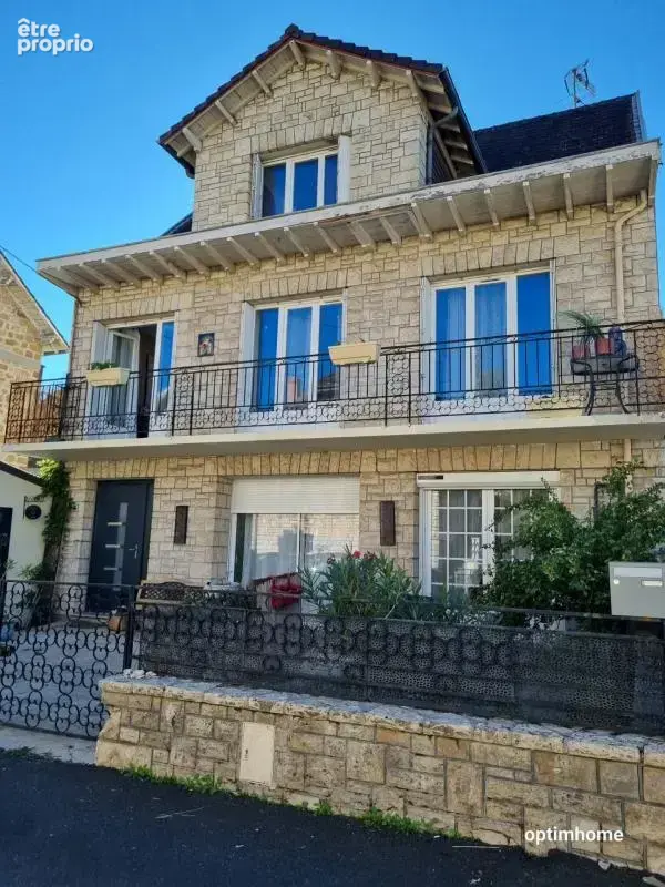 Brive Proche centre ville - Maison composée de 2 logements - photo 2