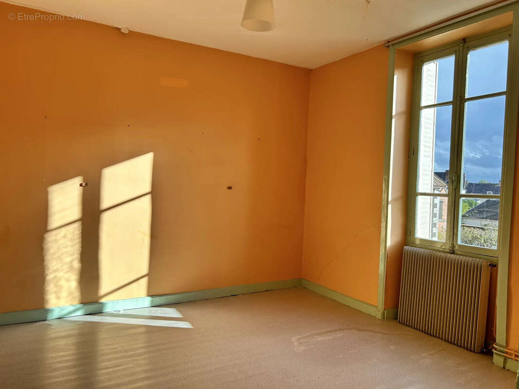 Appartement à LIGNAC