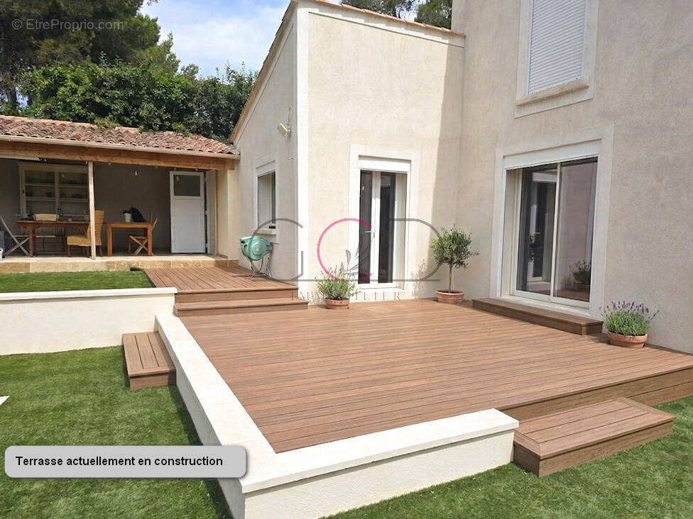 Maison à ROGNAC
