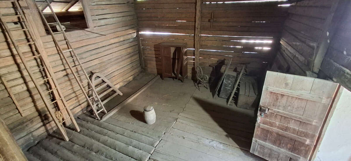 Ancienne ferme de caractère à rénover avec vue Mont-Blanc - Hauteluce - photo 11