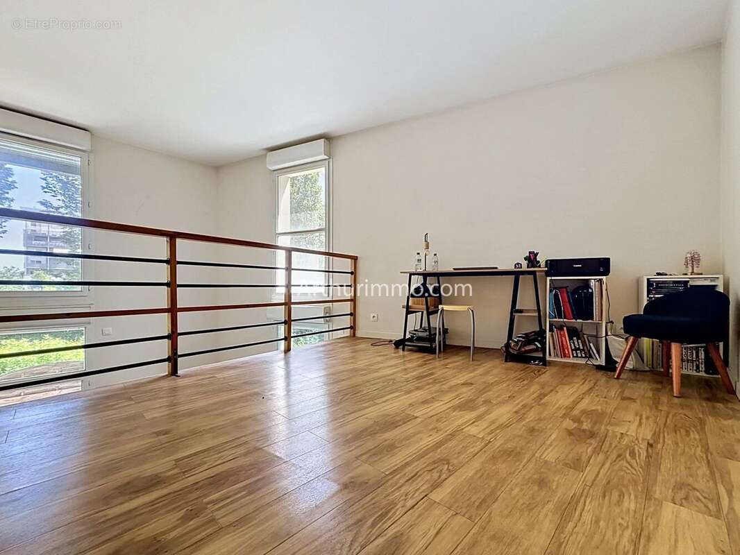 Appartement à LIMEIL-BREVANNES