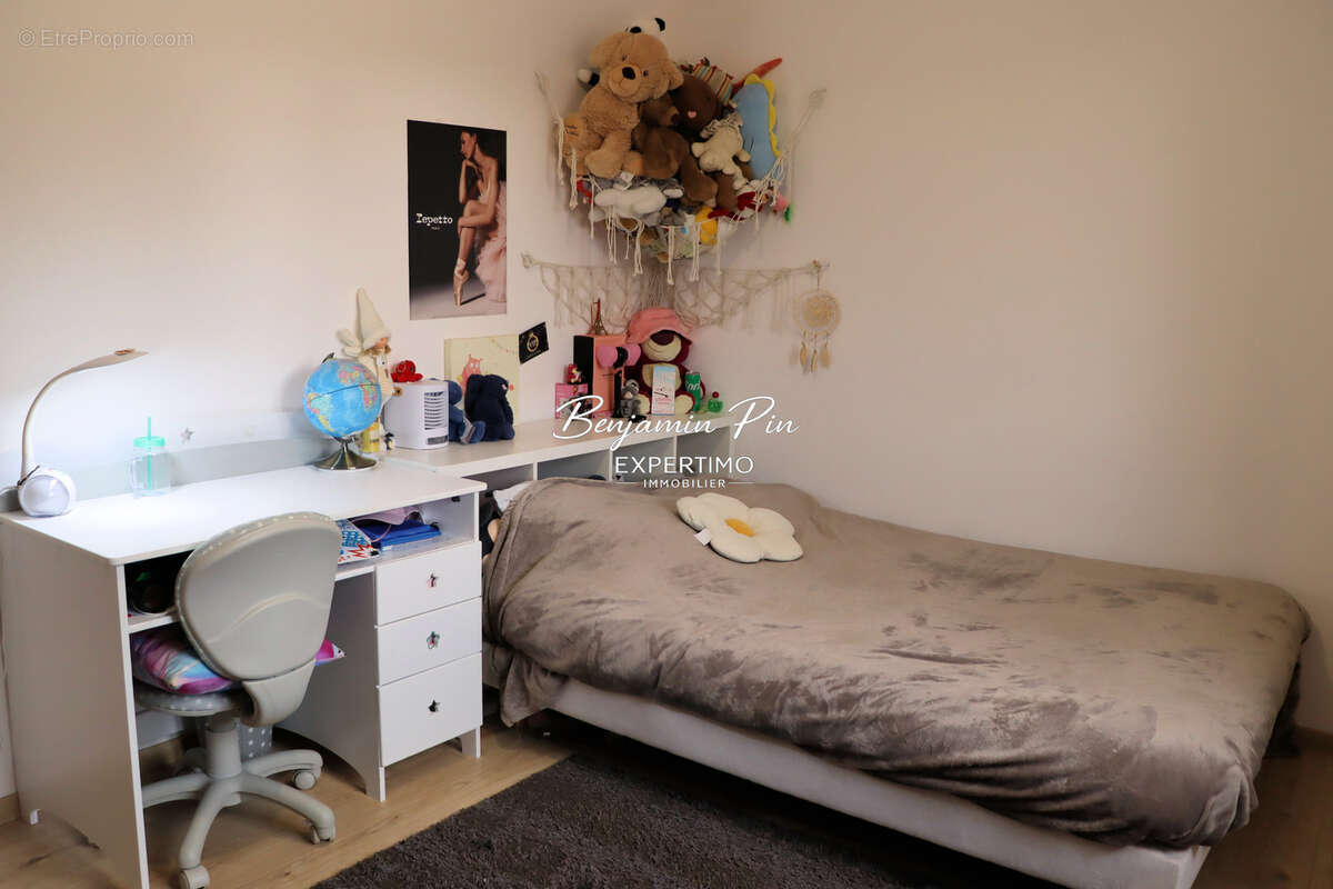 Maison à SAINT-SATURNIN-LES-APT