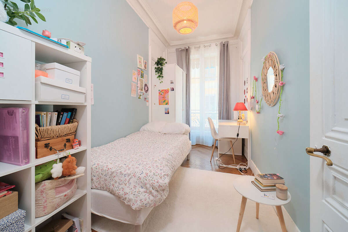 Appartement à LYON-1E