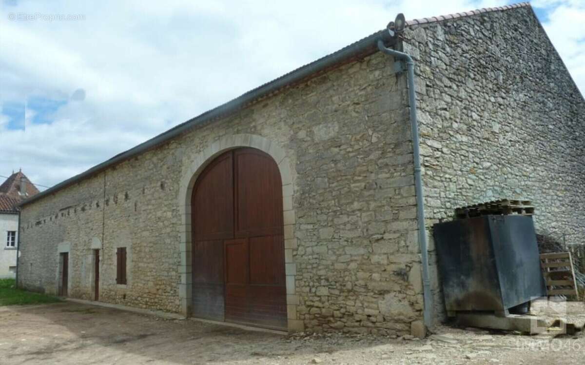 Maison à CAHORS