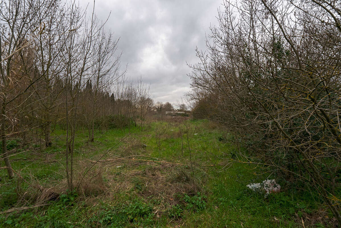 Terrain à CARCASSONNE