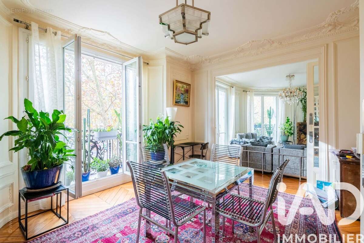 Photo 2 - Appartement à PARIS-14E