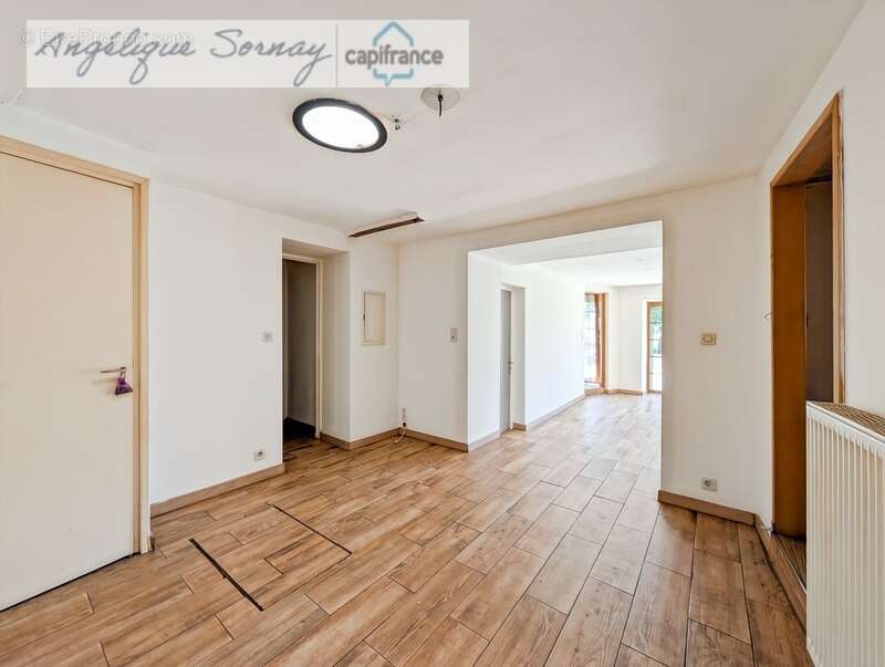 Maison mitoyenne avec potentiel – 103 m² habitables – Montrevel Morges (39320), secteur Jura - photo 13