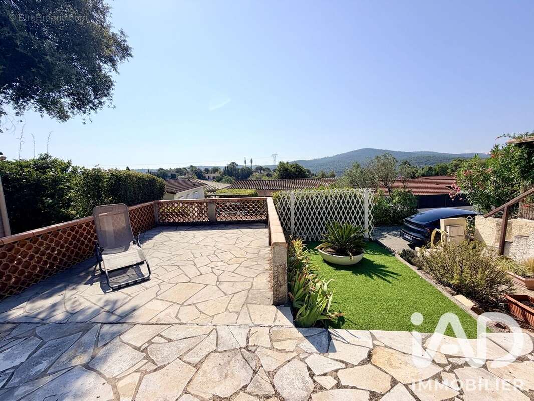 39 m² à Roquebrune-Sur-Argens  - photo 6