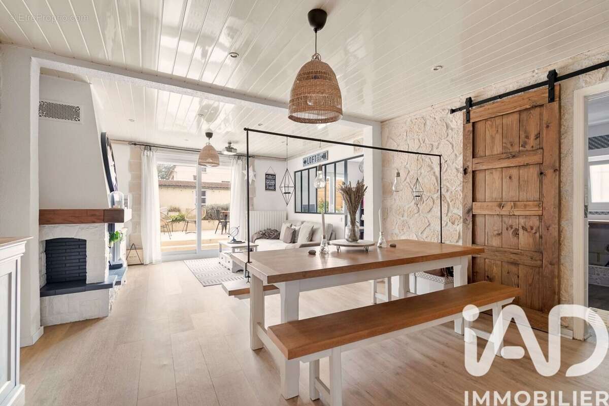 Photo 2 - Maison à CONFLANS-SAINTE-HONORINE