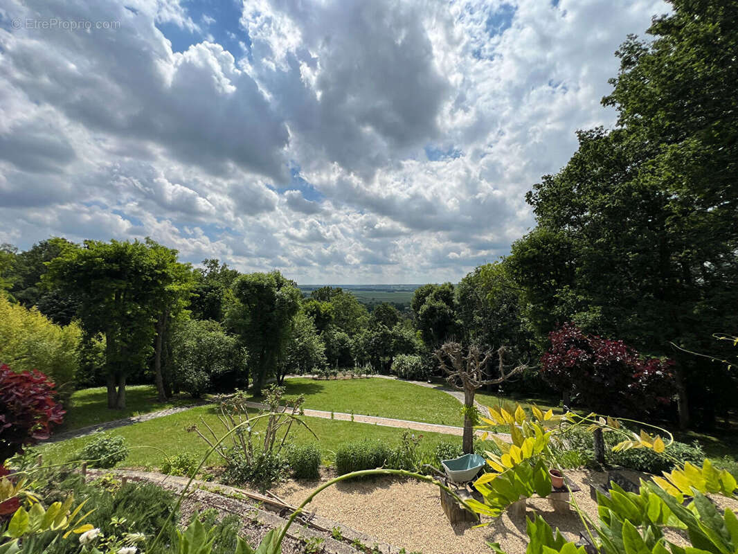 Maison à VILLIERS-SAINT-FREDERIC