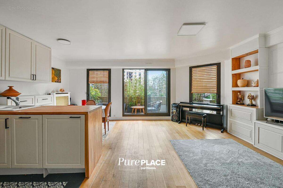 Appartement à LEVALLOIS-PERRET