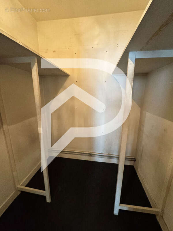 Appartement à PARIS-19E