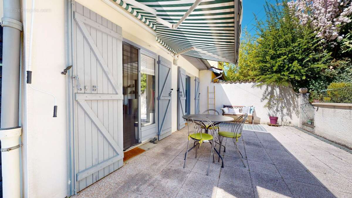 Maison à FRANCHEVILLE