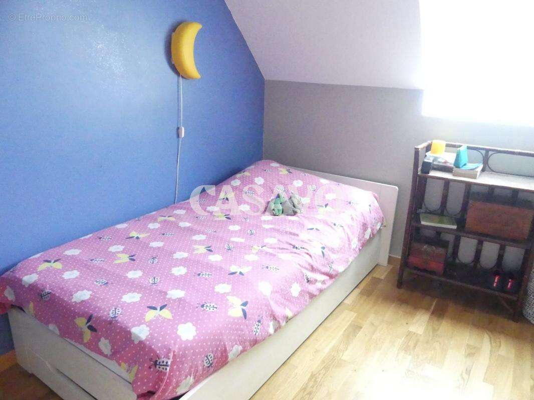 Maison à MOGNEVILLE