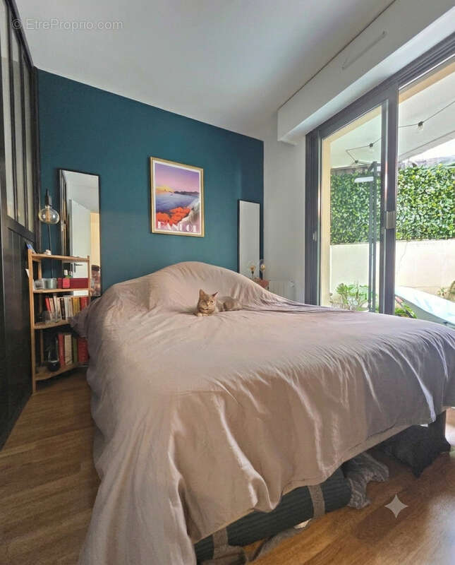 Appartement à PARIS-19E
