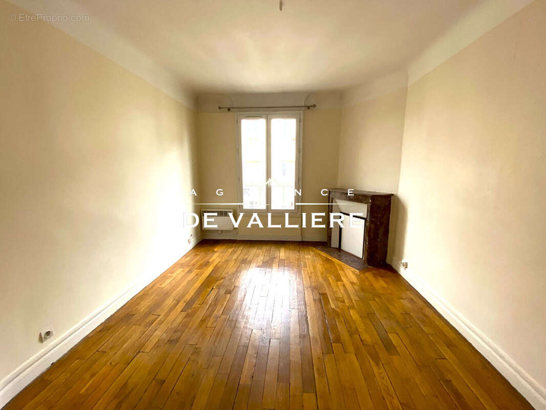 Appartement à SURESNES