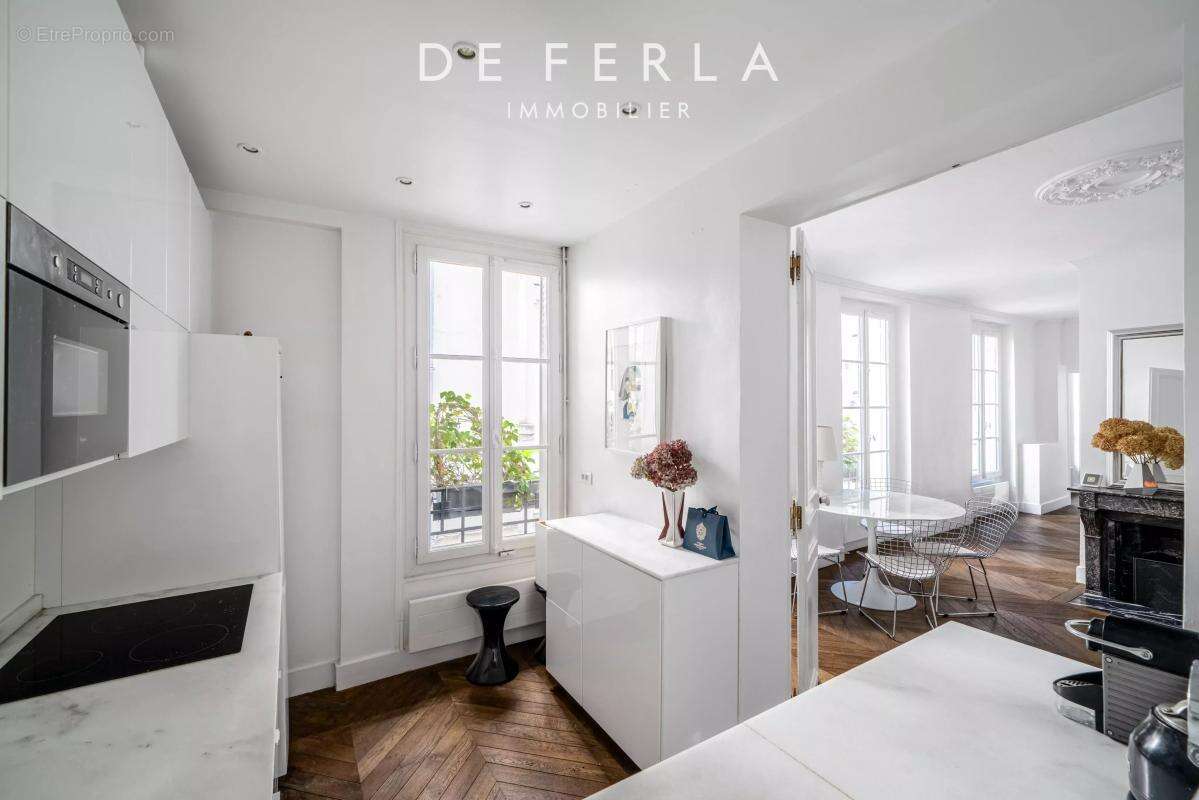Appartement à PARIS-5E