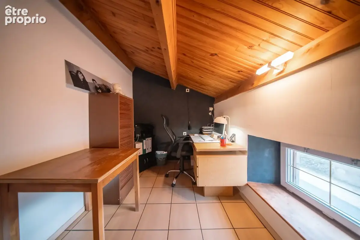 Maison 9 pièces 205 m² à vendre à La Chomette (43230) - photo 8