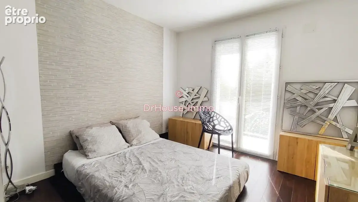 Maison 92 m² à Argenteuil  - photo 8