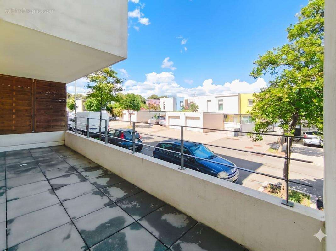 Appartement à JUVIGNAC