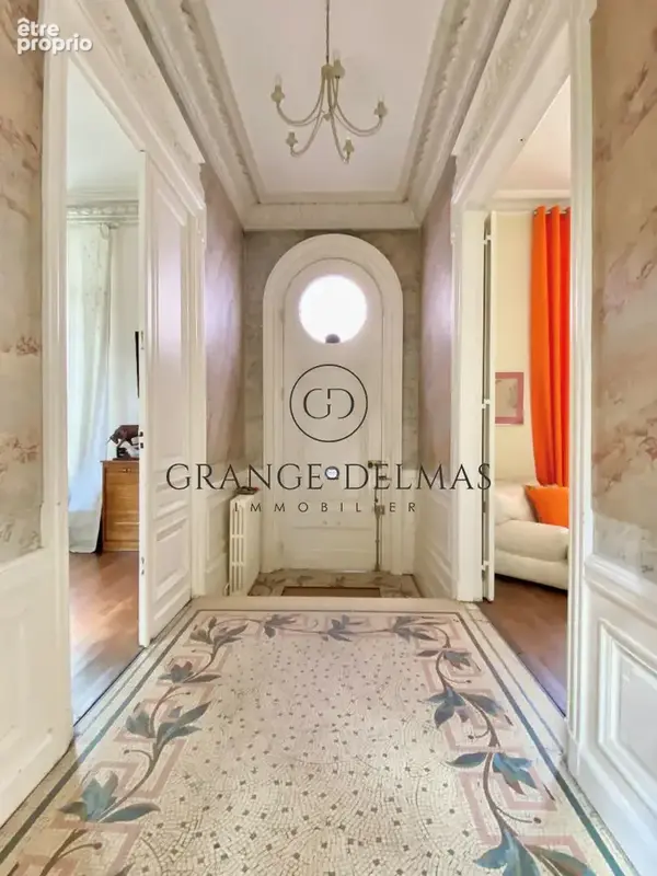 Maison en pierre à Bordeaux Saint-Genès avec 2 chambres au RDC, jardin et prestations anciennes conservées - photo 9