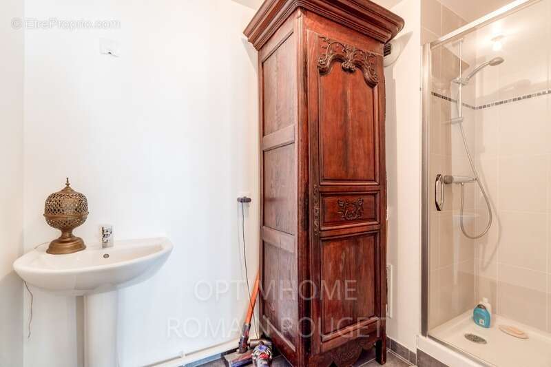Appartement à NANTERRE